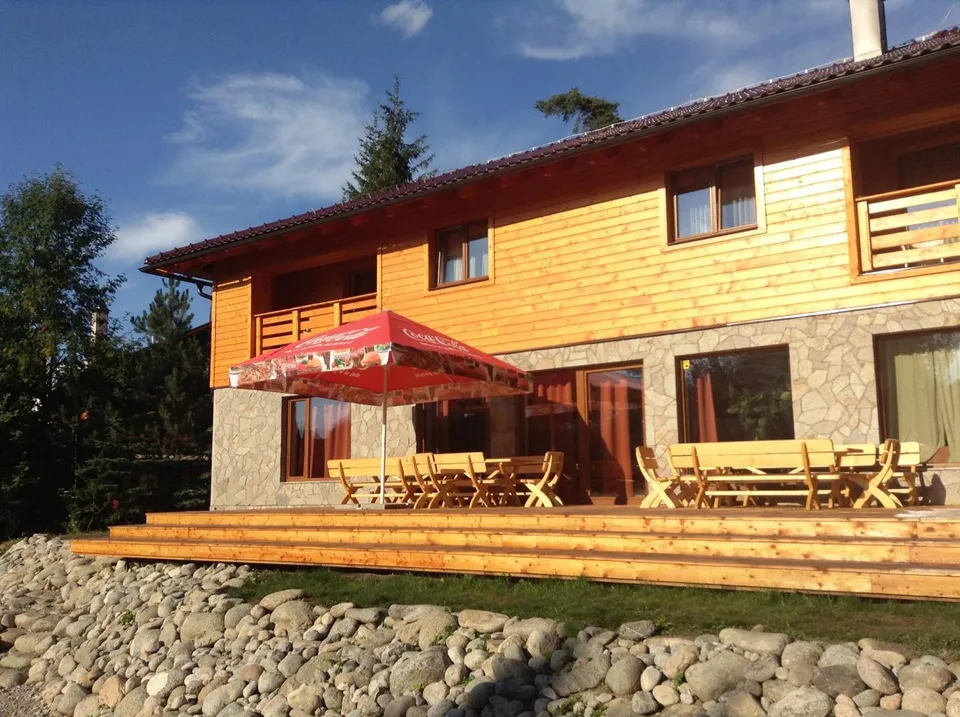 Budova apartmánov